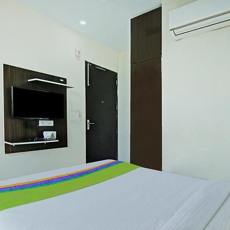 Itsy Hotels Nyra Gurgaon Exteriör bild