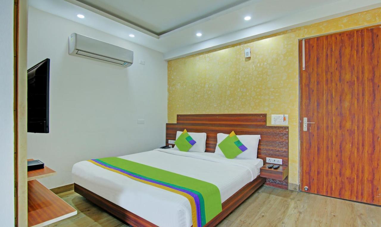 Itsy Hotels Nyra Gurgaon Exteriör bild